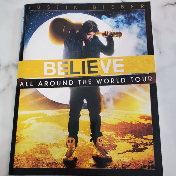 Justin Bieber Believe All Around The World Concert Program Live Tour Book 2012 - Picture 1 of 7
